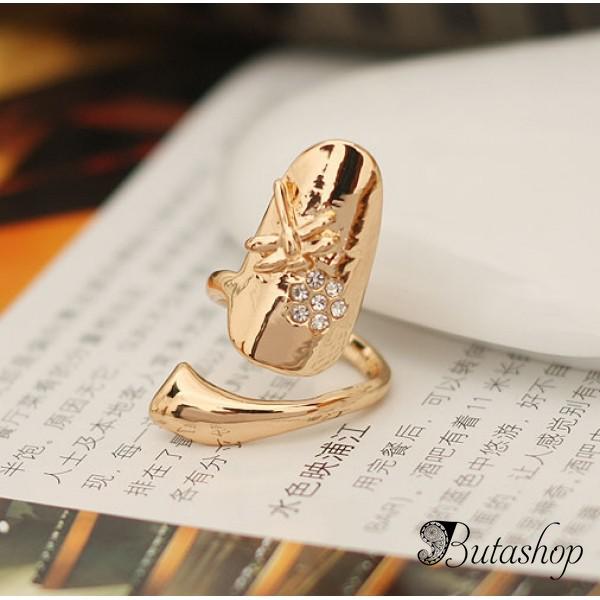 РАСПРОДАЖА! Кольцо-ноготок со стразами - www.butashop.com
