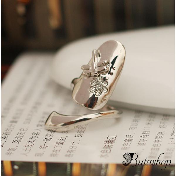 РАСПРОДАЖА! Кольцо-ноготок со стразами - www.butashop.com